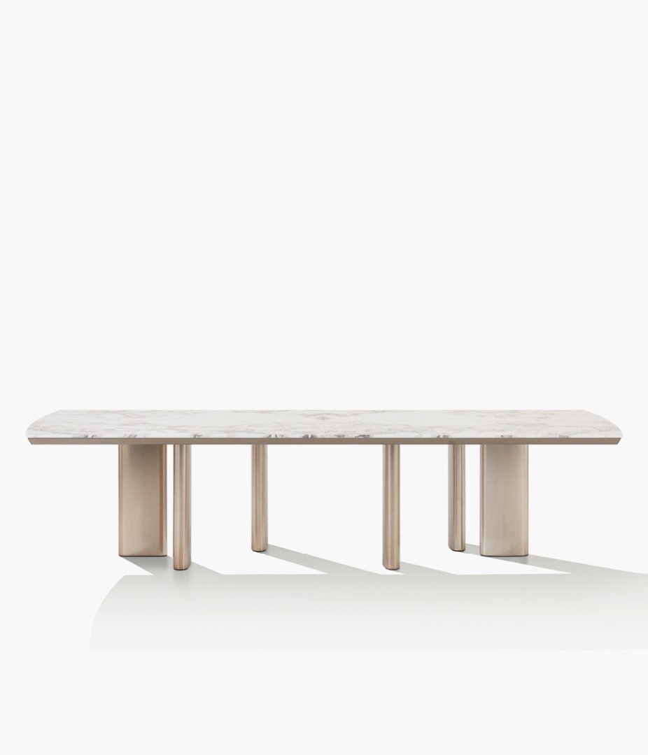 
<span>Стол Adrien от Poliform</span>
