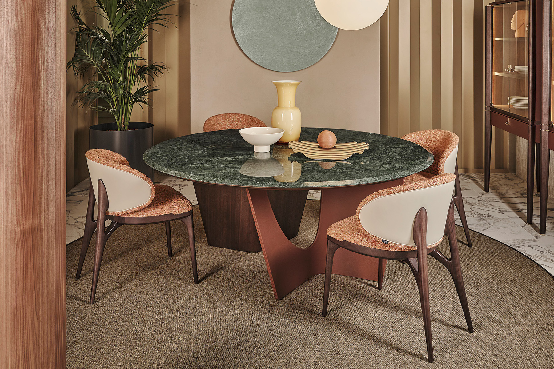 
<span>Стол Pinnacle Round Table от Turri Spa</span>
