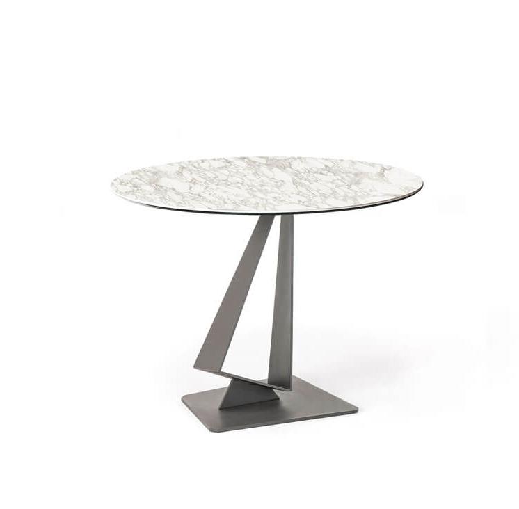 
<span>Стол Roger от Cattelan Italia</span>
