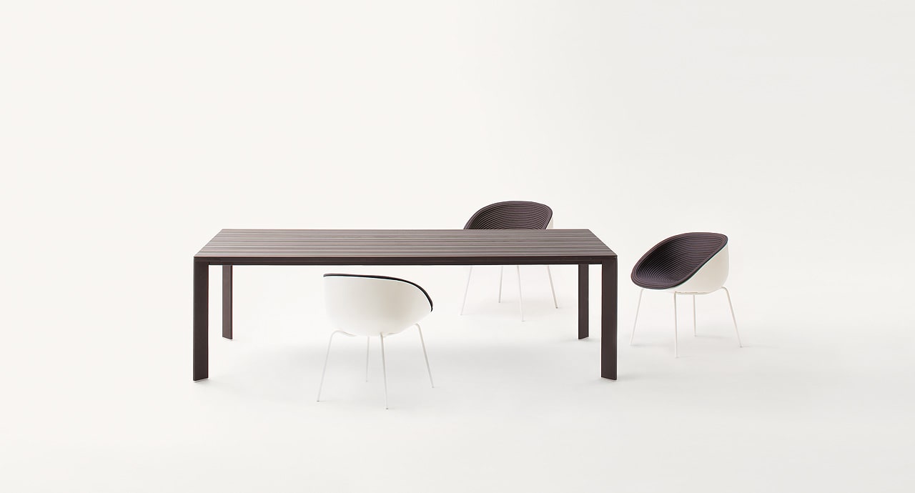 
<span>Стол Sunset от Paola Lenti</span>
